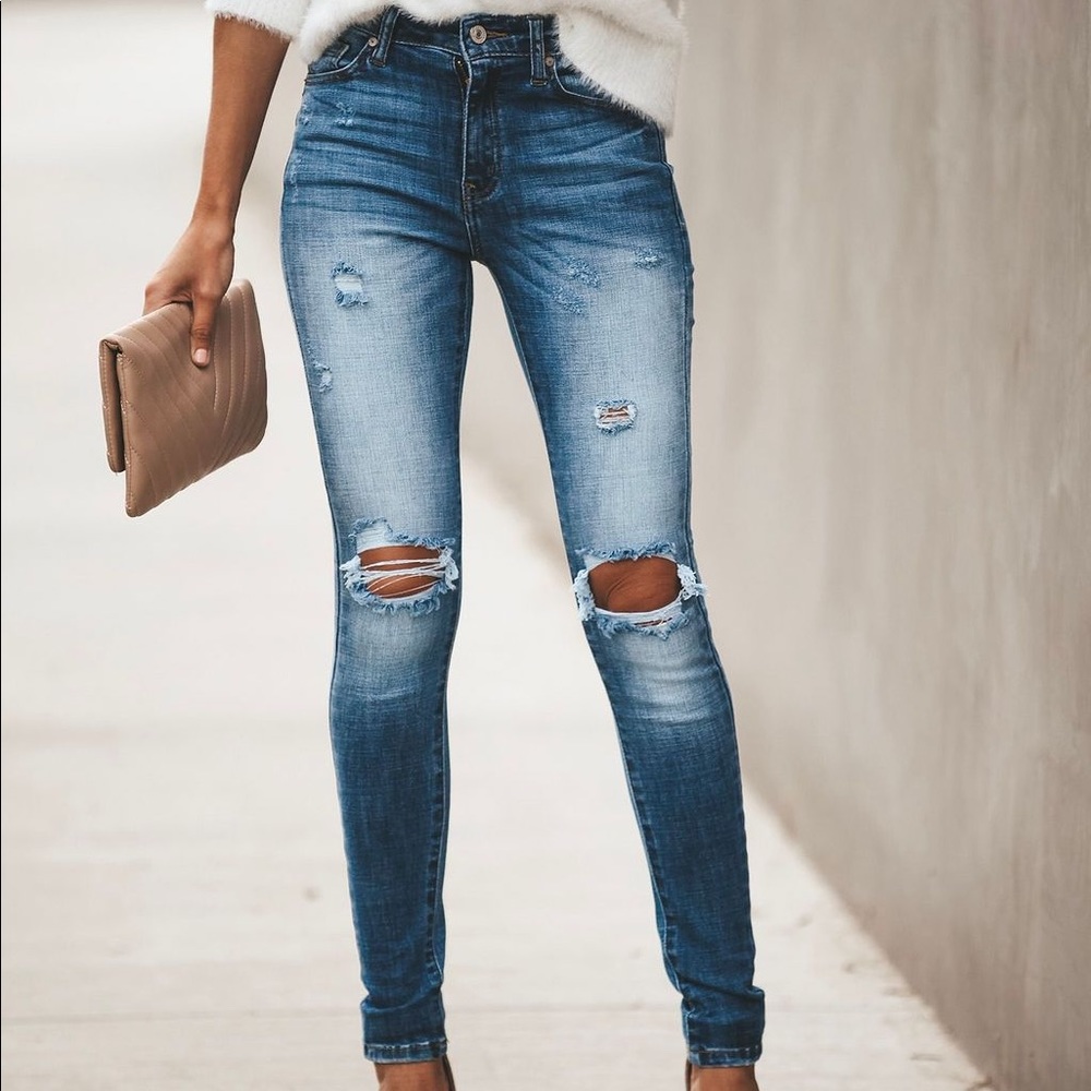 High Rise Distressed Jeans - Picture 2 of 8